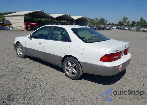1999 Lexus Es 300 from USA, damaged, VIN JT8BF28GXX0225751